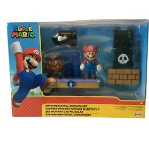 Super Mario Switchback Hill Diorama Set 2.5" Figures